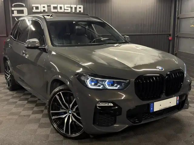 BMW X5 view 3