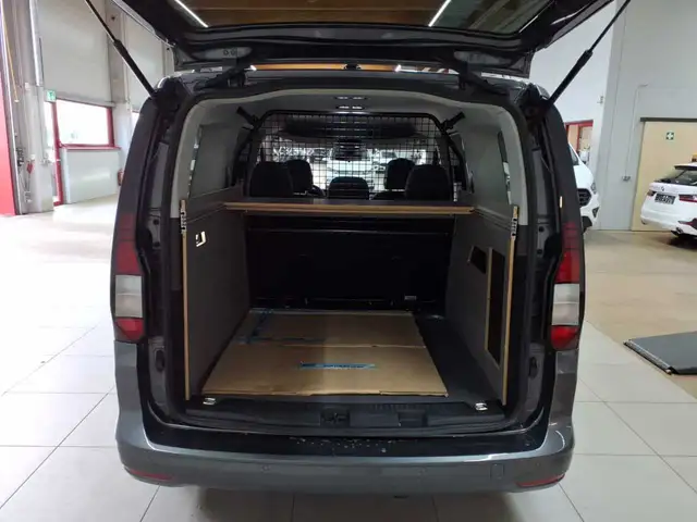 Volkswagen Caddy view 15