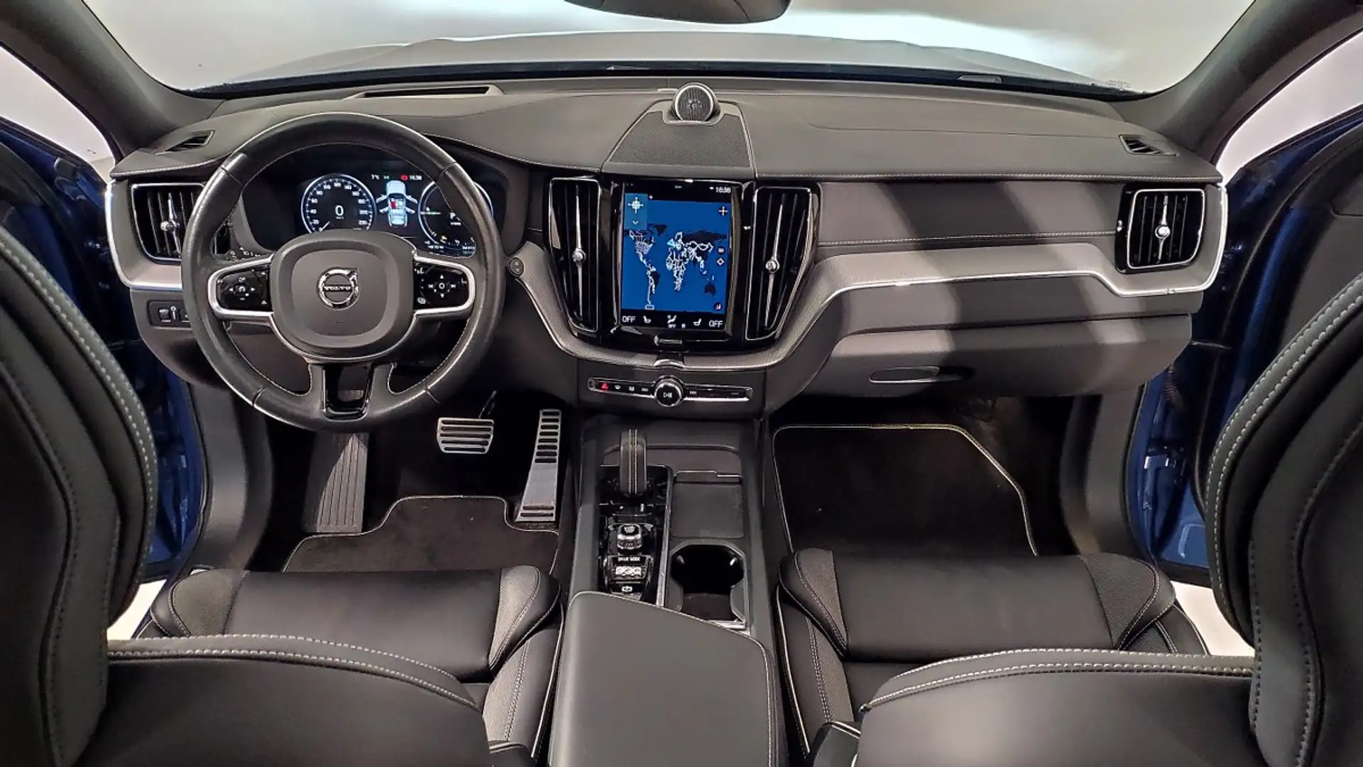 Volvo XC60 T8 Recharge Plug In Hybrid Awd R Design Blu/Azzurro - 2