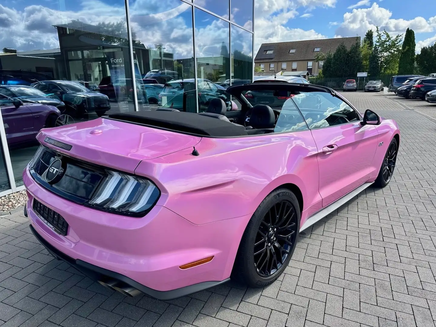 Ford Mustang Convertible, MagneRide *Foliert Rot - 2
