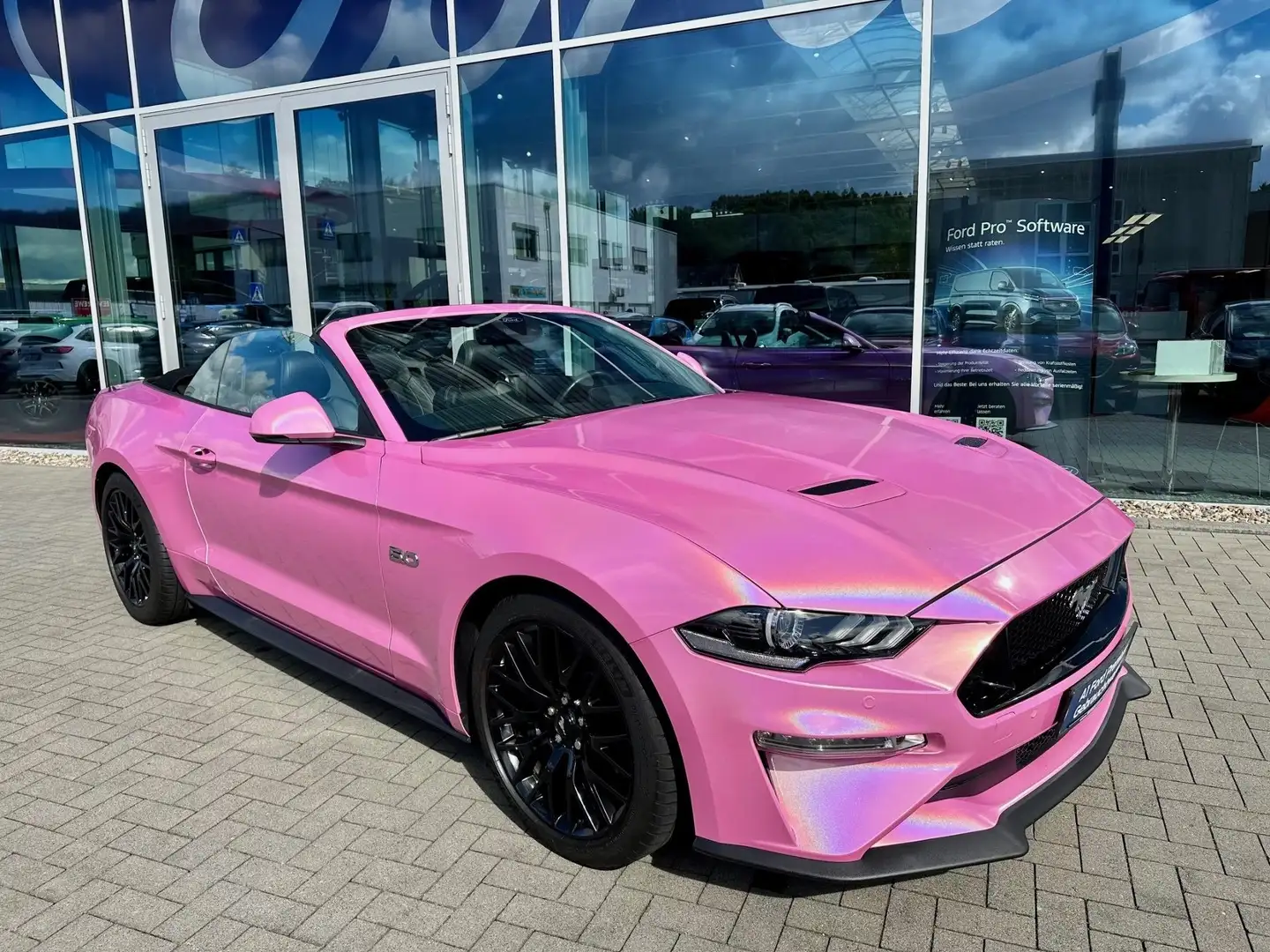 Ford Mustang Convertible, MagneRide *Foliert Rood - 1