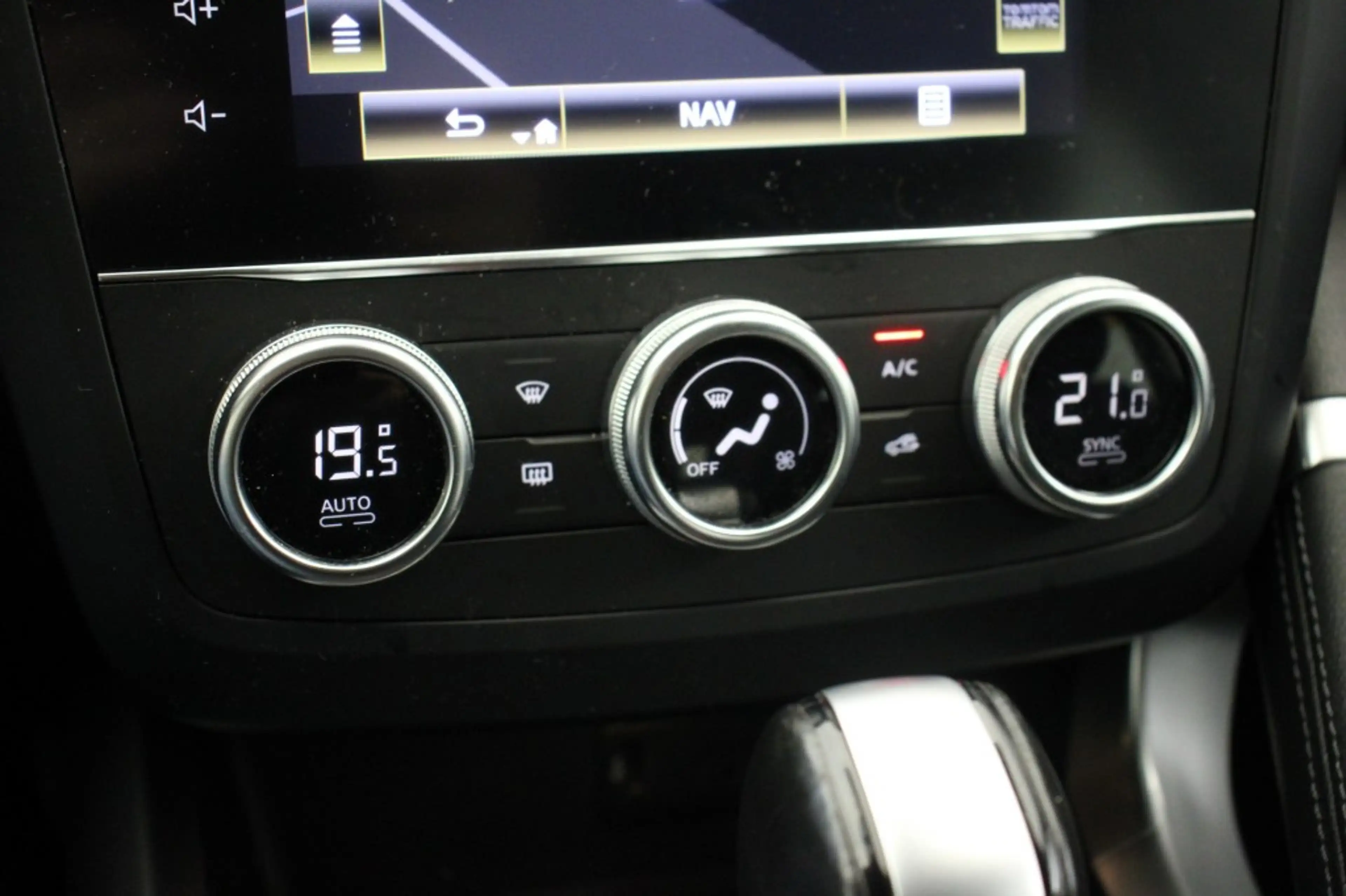 Renault Kadjar 1.3 TCe Intens Automaat - Carplay, Camera, Clima, — photo 7
