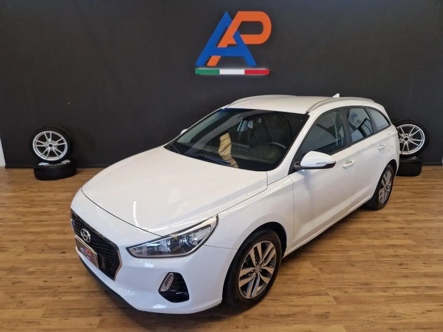 Hyundai i30 Wagon 1.6 CRDi 110CV DCT Style Bianco - 2
