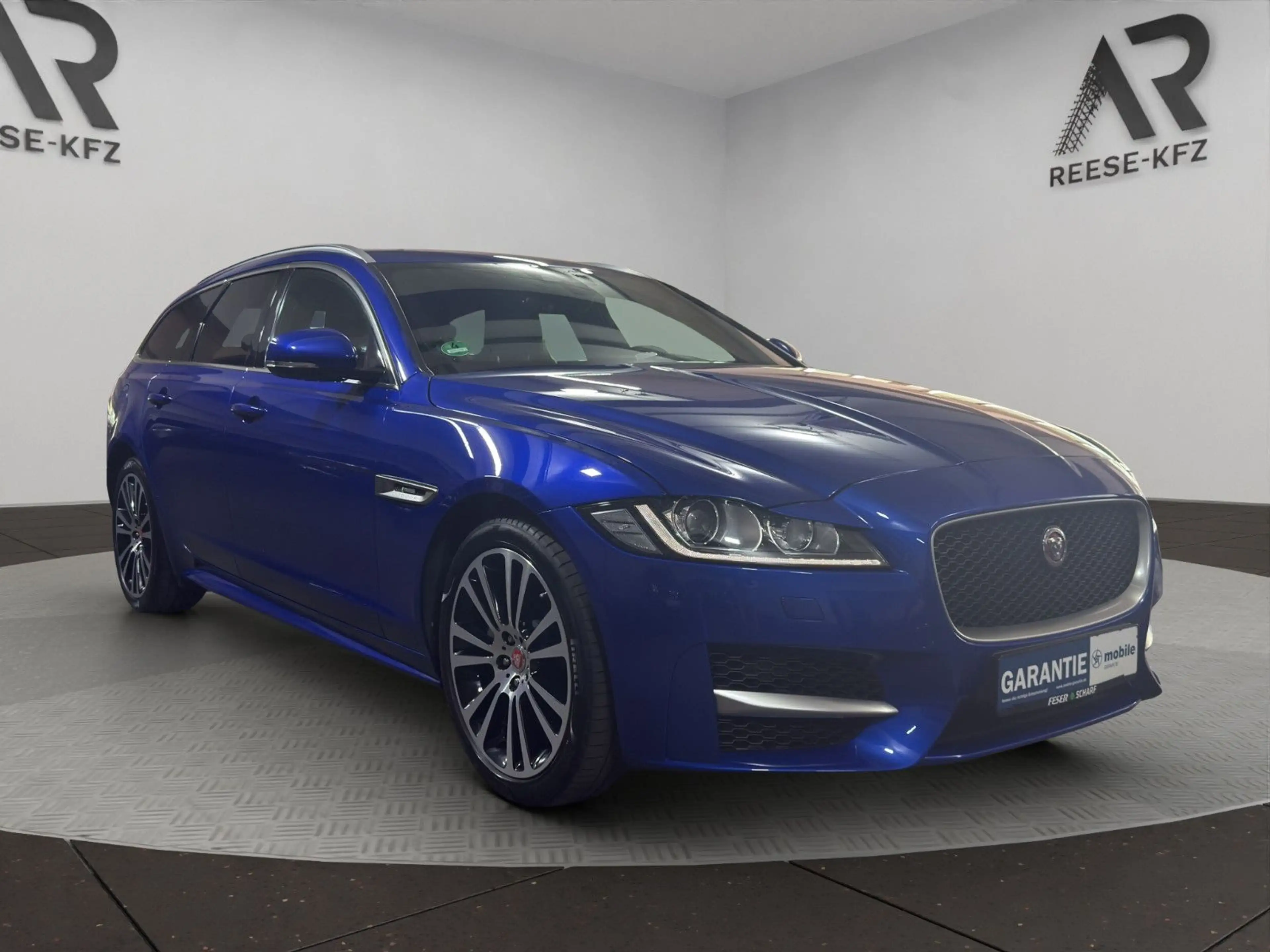 Jaguar XF Sportbrake R-Sport Kam AHK PDC Leder — photo 7