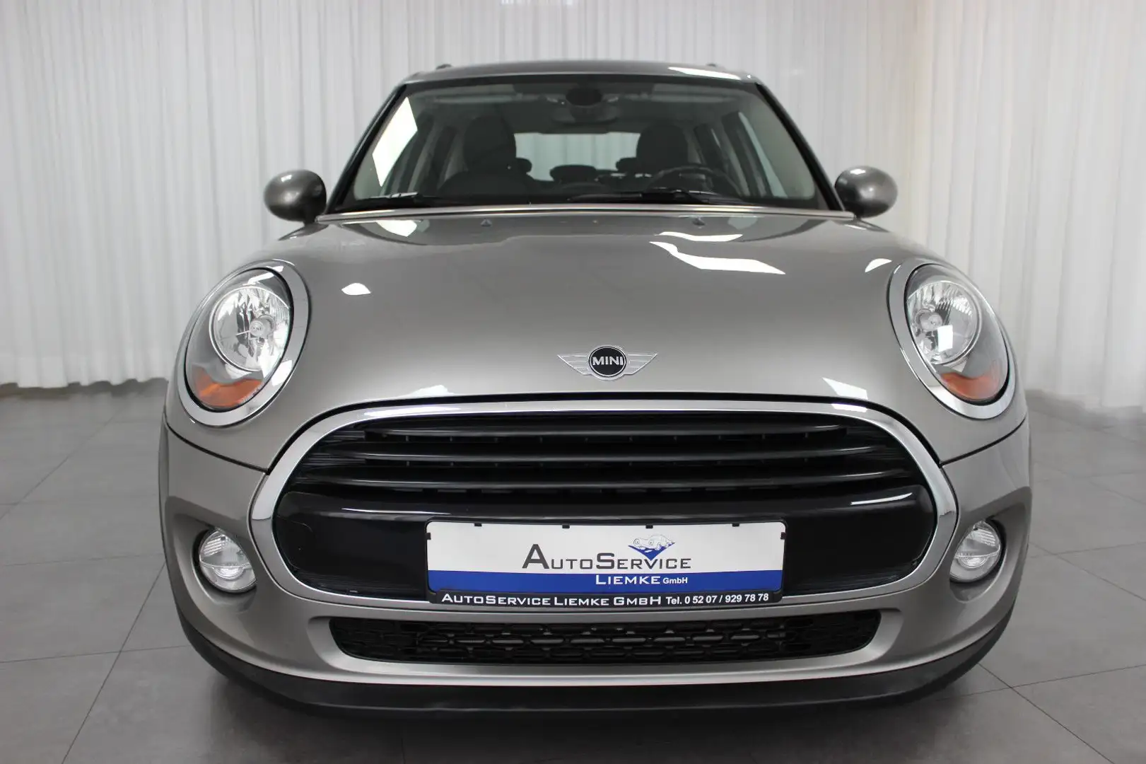 MINI Cooper 136PS Aut. 5-Türer Leder Tel. M&S Tempom. Grijs - 2