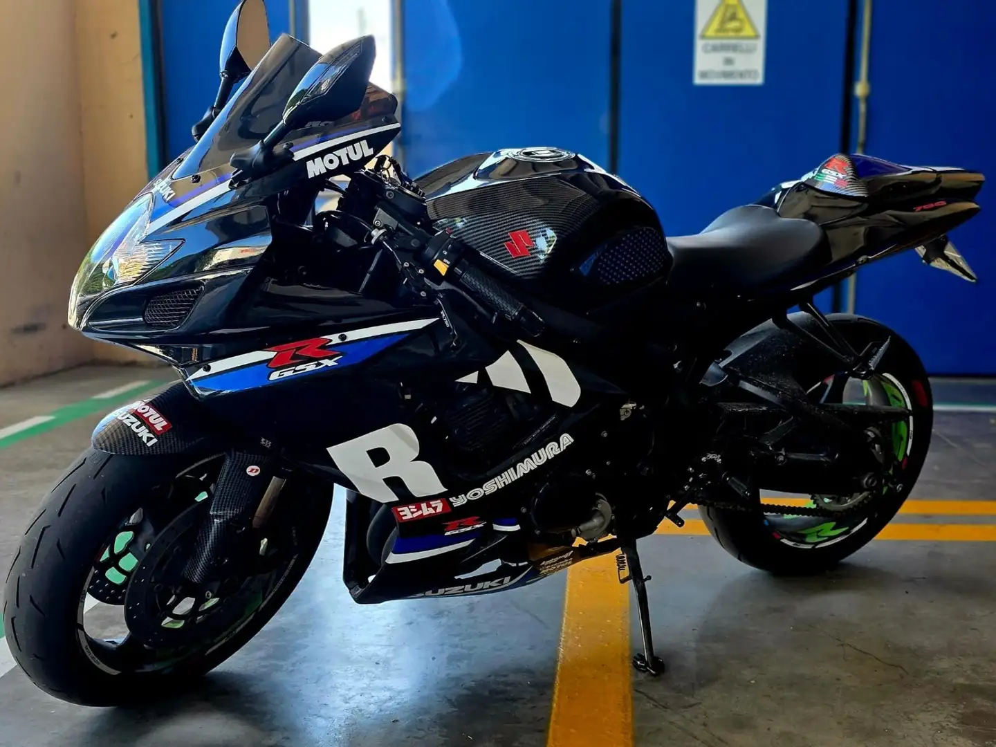 Suzuki GSX-R 750 Nero - 2