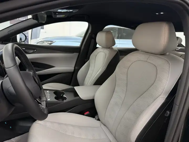 BYD Seal 2026, foto 16