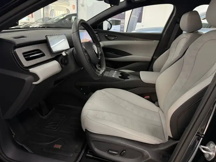 BYD Seal 2026, foto 18