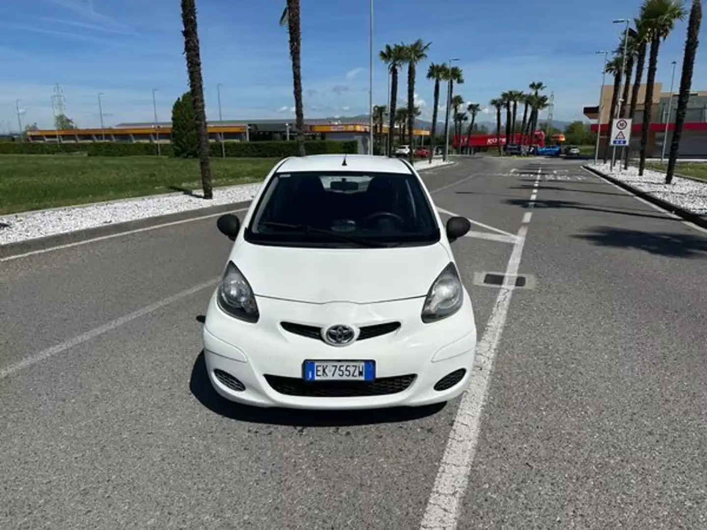 Toyota Aygo Aygo 3p 1.0 Deep Ocean Connect Bianco - 1