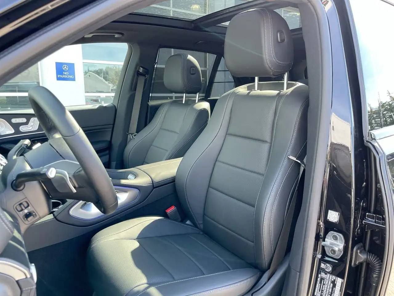 Mercedes-Benz GLE снимка Mercedes-Benz GLE