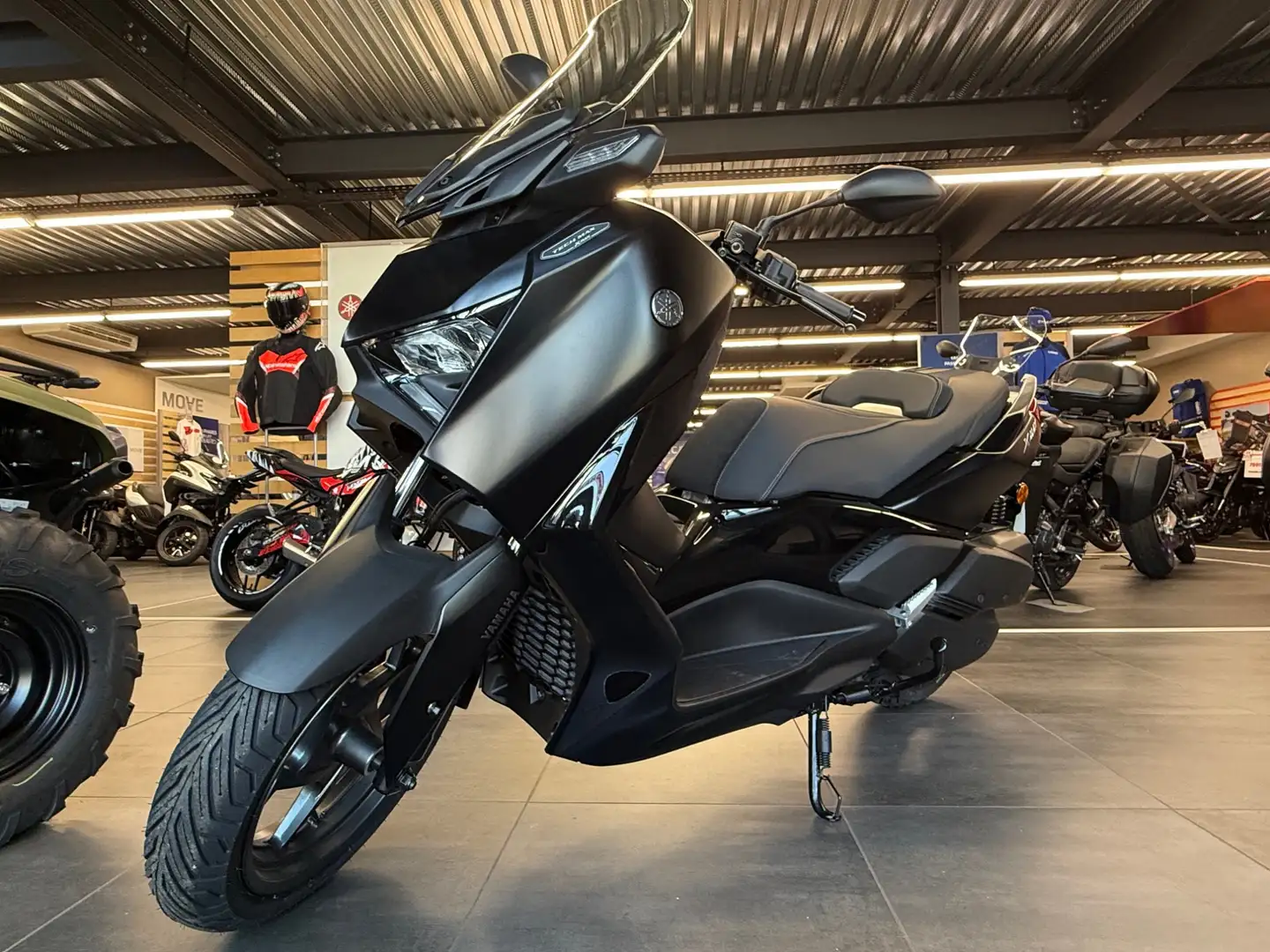 Yamaha X-Max 300 Noir - 2