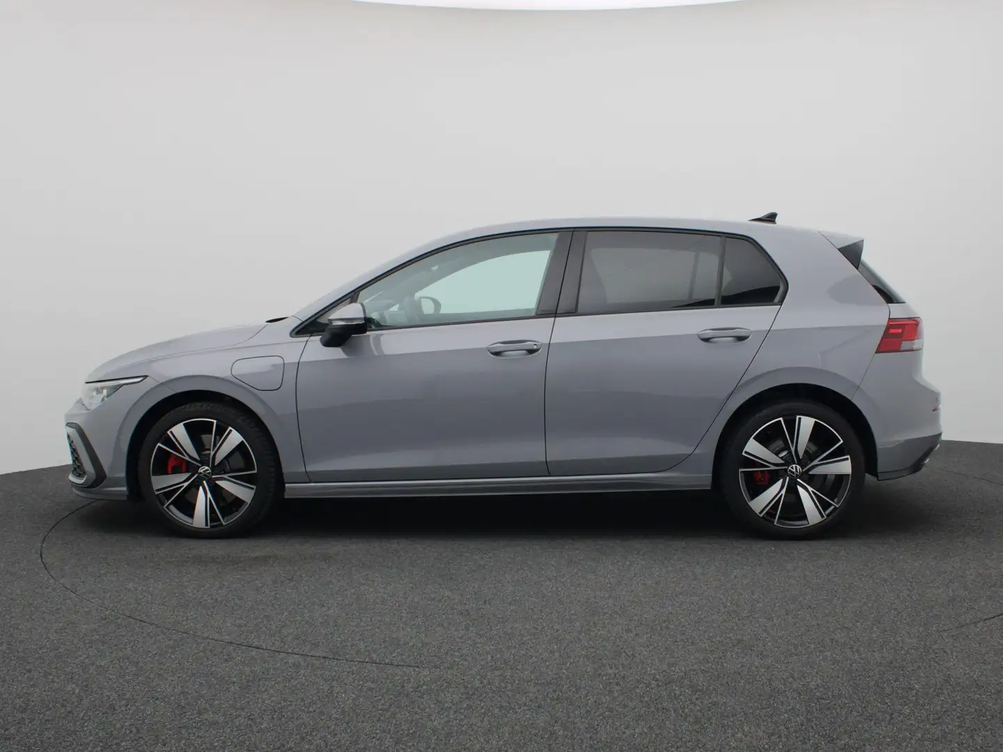 Volkswagen Golf GTE 1.4 eHybrid 245PK DSG Full led, adaptive cruise me Gris - 2