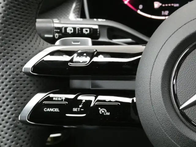 Mercedes-Benz GLC 220 d 4M AMG +360°+KeyGo+AHK+DigiLight+Night+ Ansicht 18