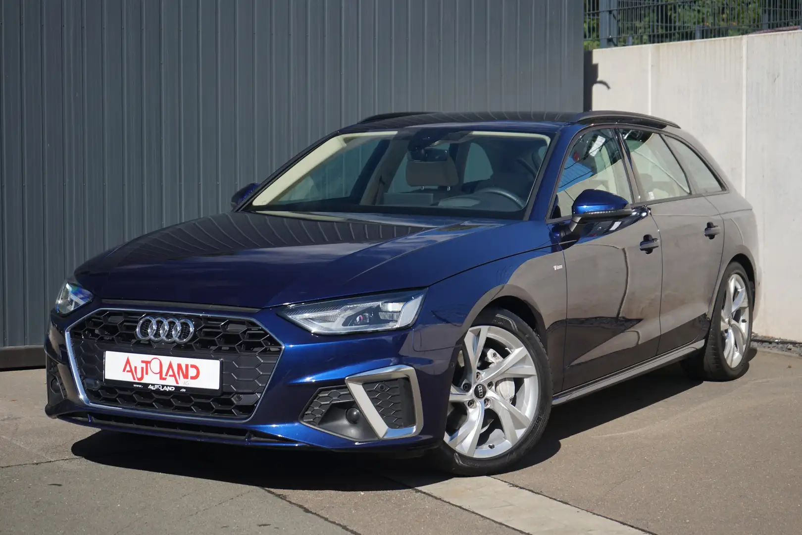 Audi A4 Avant 40 TDI S-line LED Navi Head-Up 360° USB Blau - 2