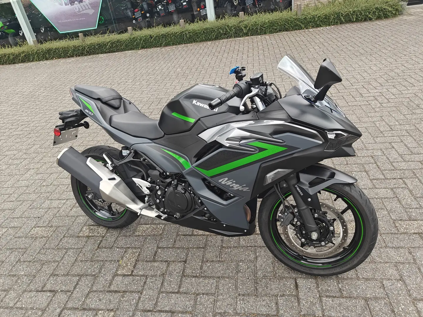 Kawasaki Ninja 500 SE Gri - 1