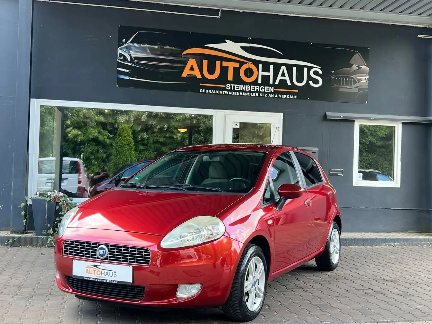 Fiat Punto 1.4 Emotion/12 Monate Garantie/Service Neu Rouge - 2