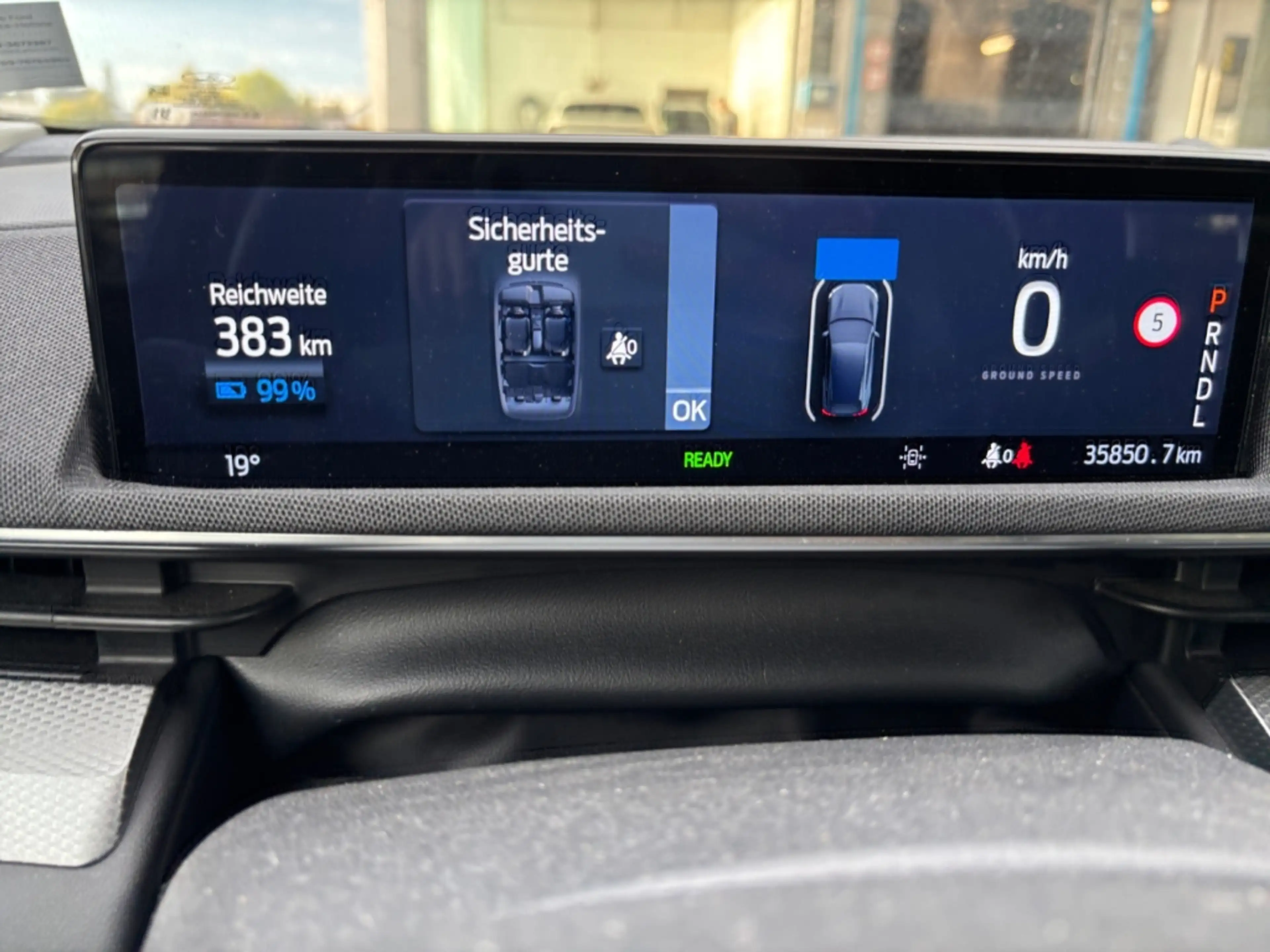 Ford Mustang Mach-E Basis RWD ACC SZH LRH FSH Navi Klimaaut. Apple Car — photo 10