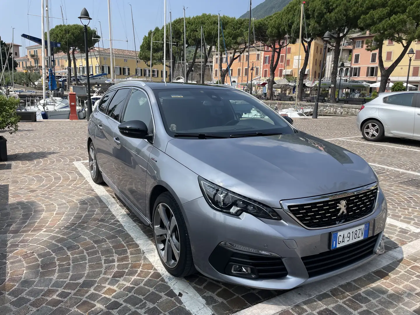 Peugeot 308 SW BlueHDi  EAT8 GT-Line - 1