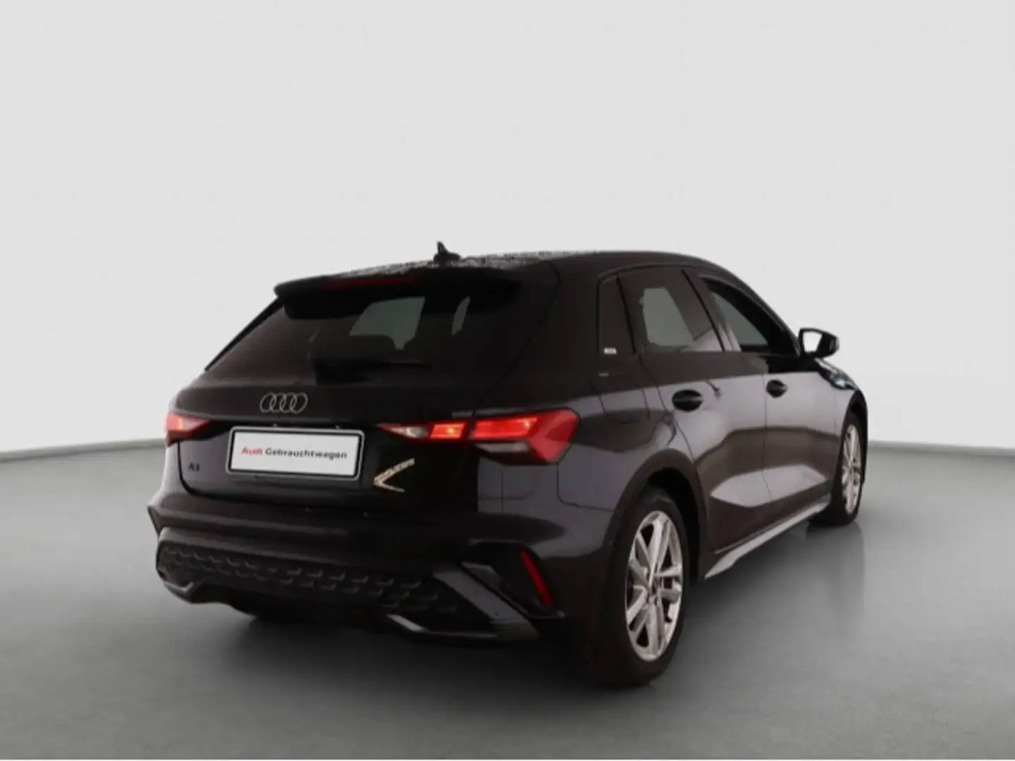 Audi A3 35 TDI S line S tronic *ACC*NAV+* Schwarz - 2