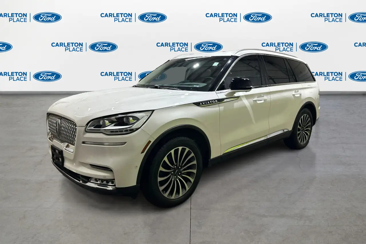 Lincoln Aviator снимка Lincoln Aviator