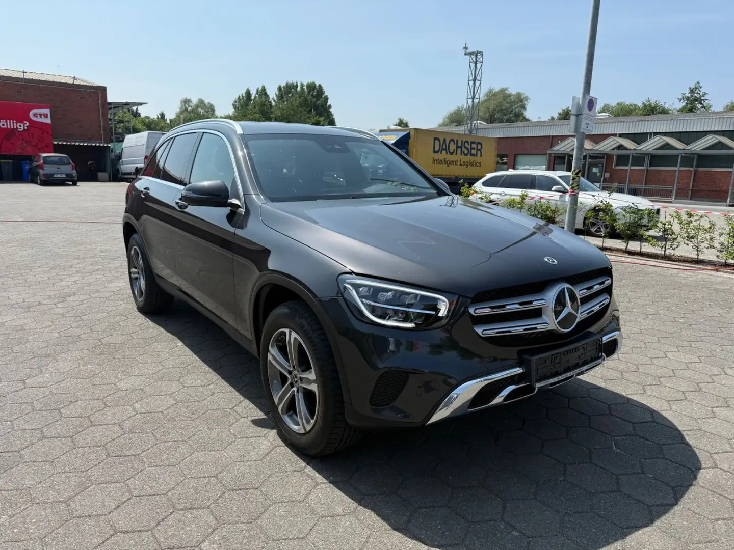 Mercedes-Benz GLC 200 4Matic*AHK*ALLRAD*NAVI*GARANTIE* Vert - 1