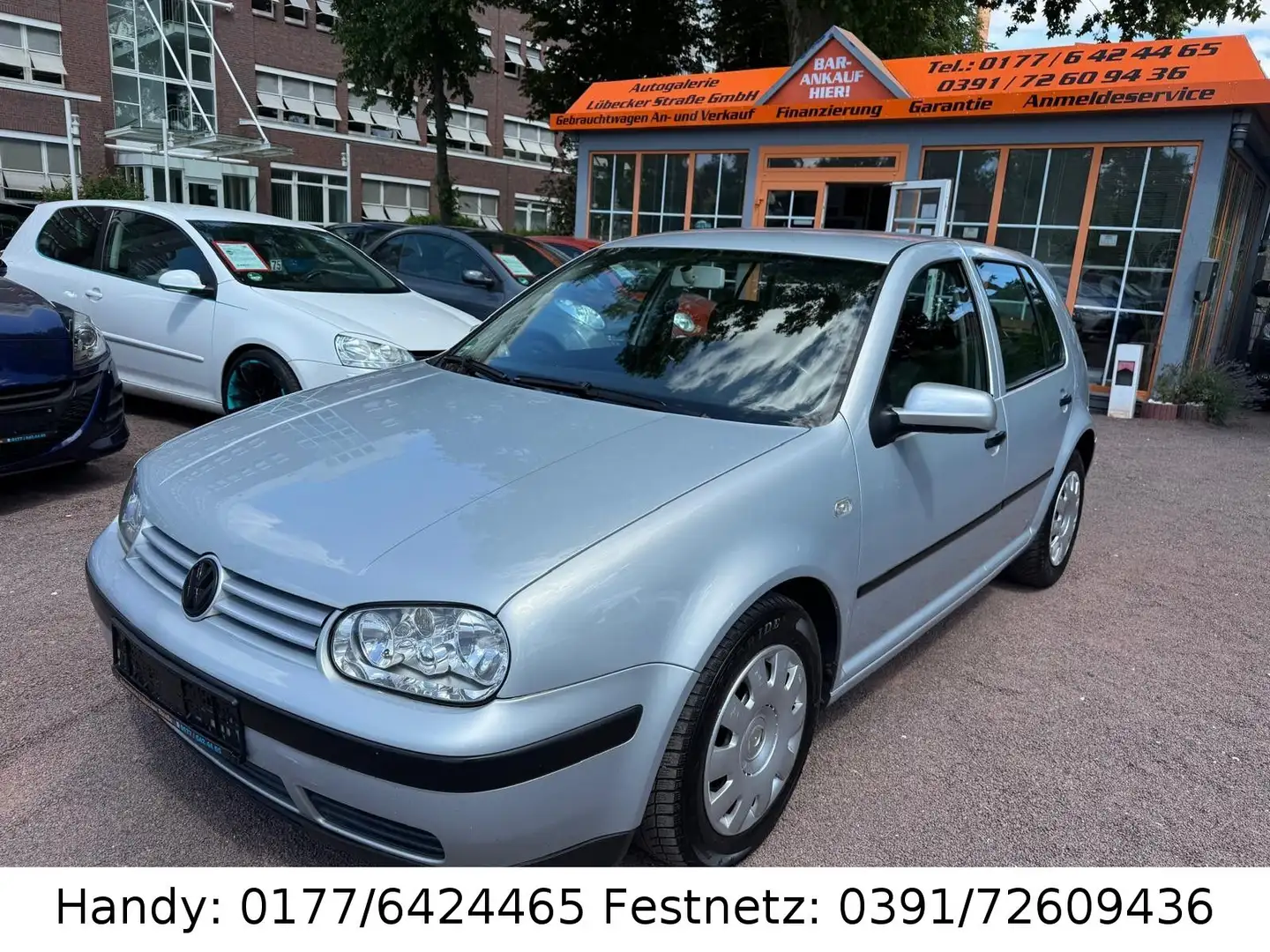 Volkswagen Golf 1.6 EDITION/AUTOMATIK/KLIMAAUTOMATIK/TOP! Silber - 1