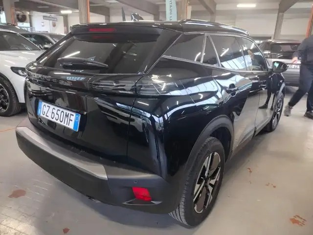 Peugeot 2008 view 7