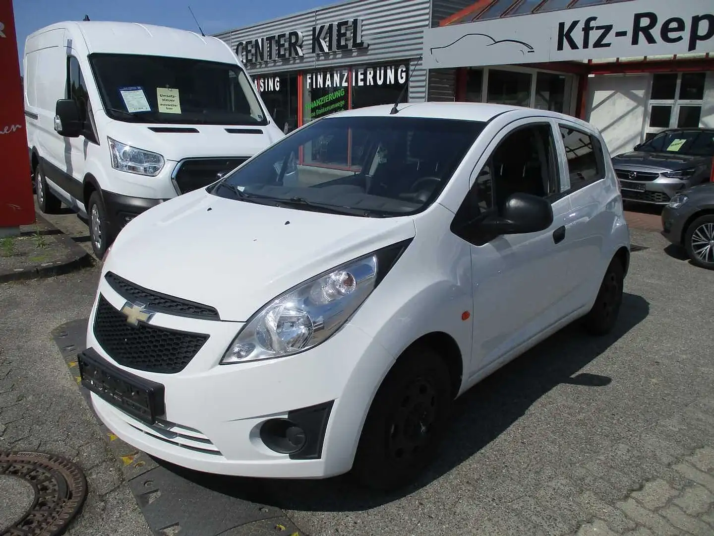 Chevrolet Spark 1.0, INZAHLUNGNAHME Weiß - 1