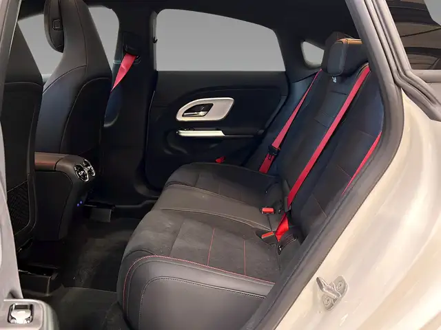 Mercedes-Benz Cla Class view 9