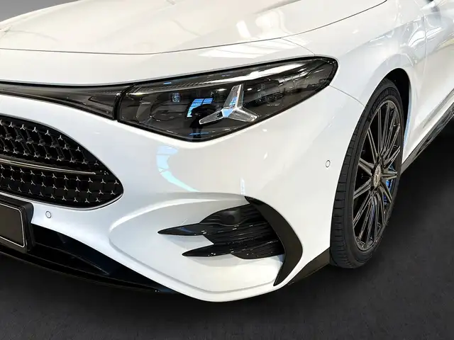 Mercedes-Benz Cla Class view 15