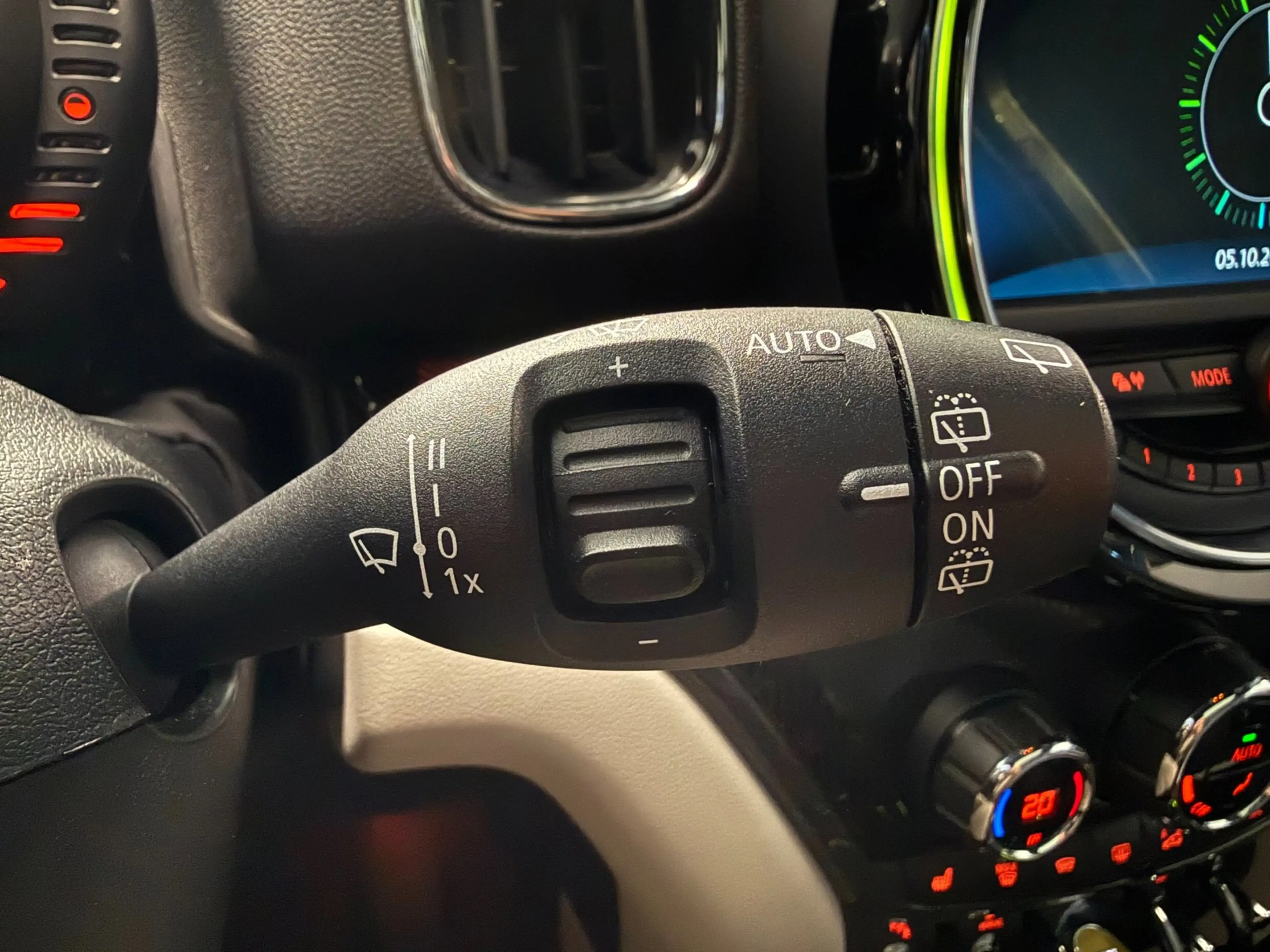 MINI Cooper SE Countryman 1.5 ALL4 Chili|PANO|HK|HUD|CAMERA|STOELV|SFEER|ACC — photo 18