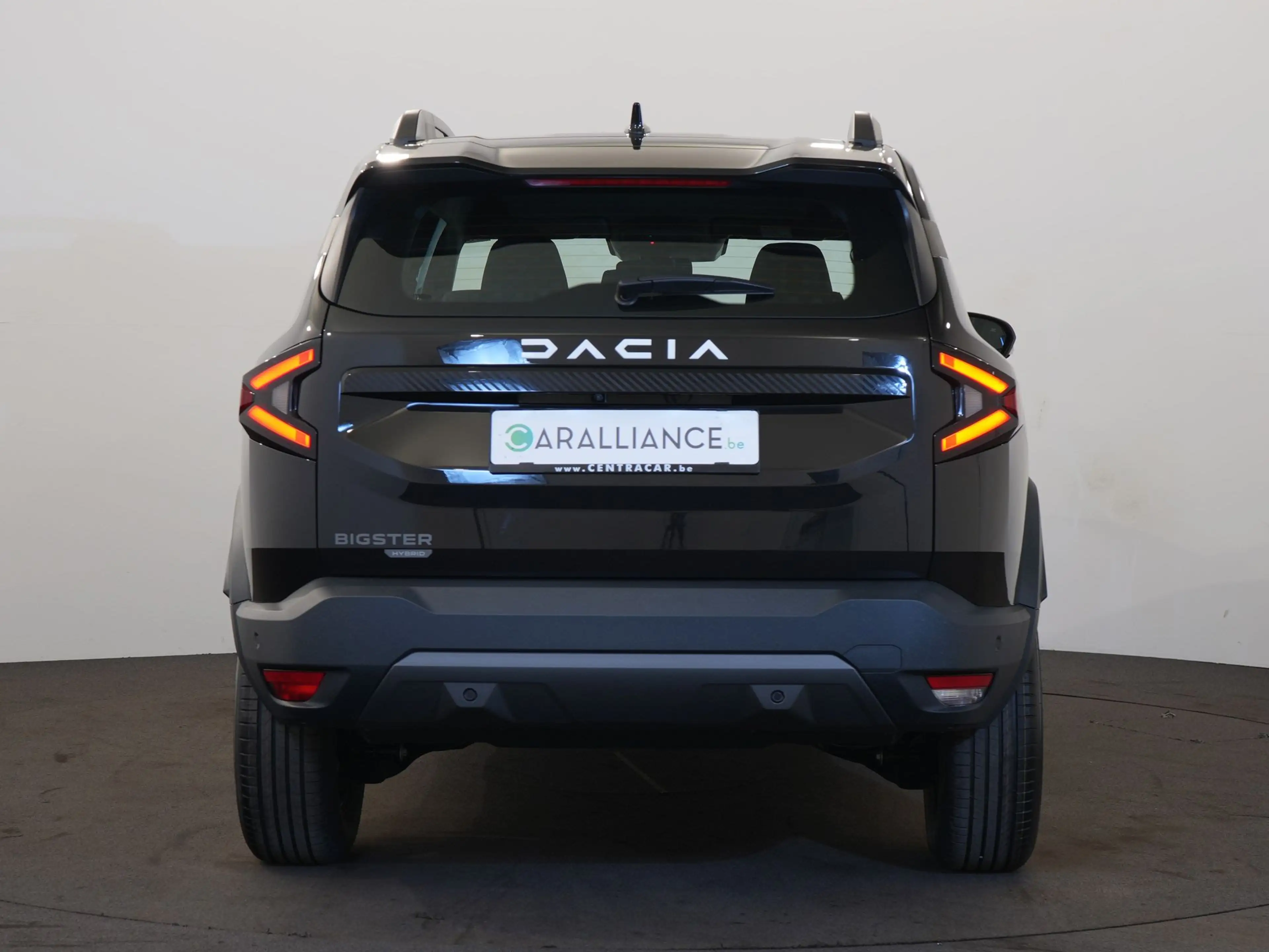 Dacia Bigster EXPRESSION Hybrid BVA|Pack Hiver|Navi|JA17 — photo 7