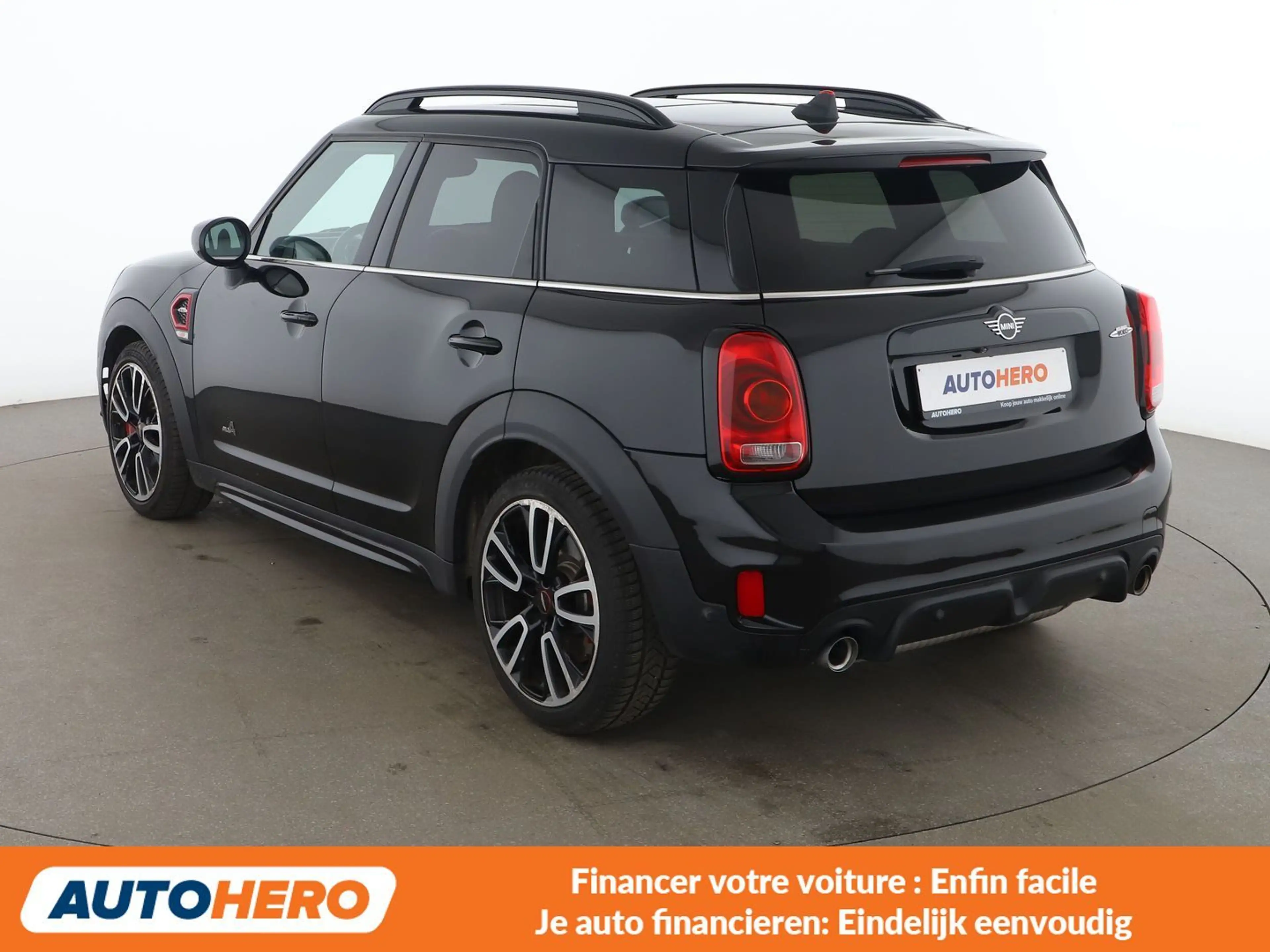 MINI John Cooper Works Countryman John Cooper Works ALL4 — photo 4