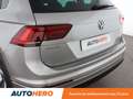Volkswagen Tiguan 2.0 TDI BlueMotion Tech Carat Exclusive DSG7 Gris - thumbnail 27