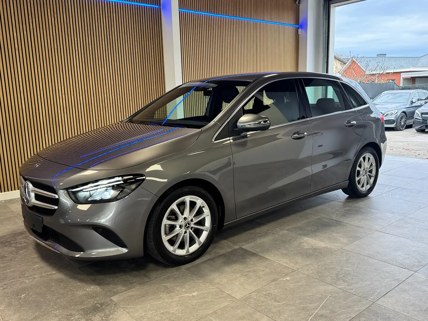 Mercedes-Benz B 180 B 180 7G-DCT Progressive Grigio - 1