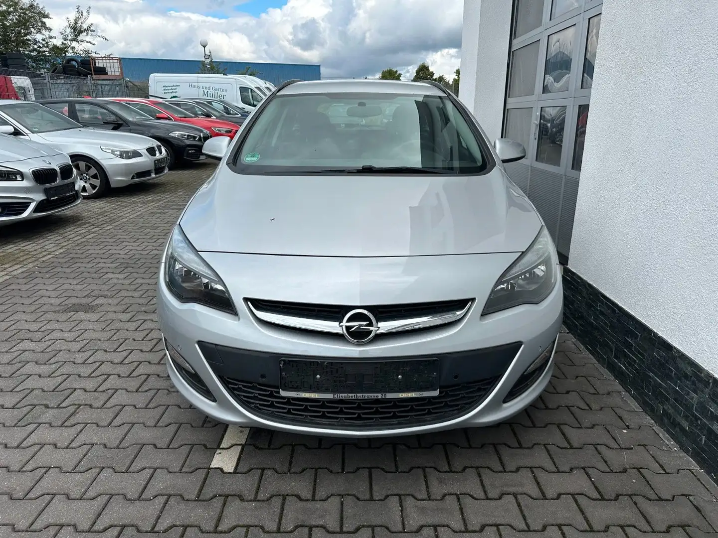 Opel Astra J Sports Tourer Edition Silber - 2