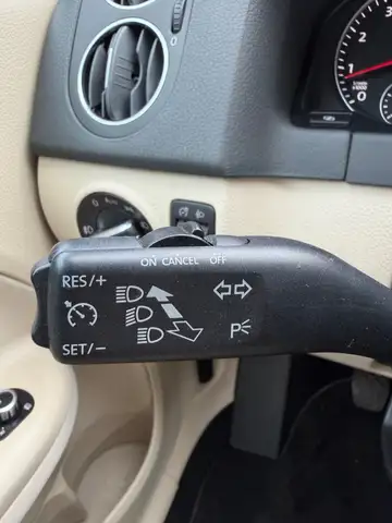 Volkswagen Golf Plus view 12