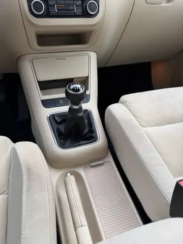 Volkswagen Golf Plus view 8
