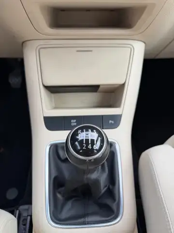 Volkswagen Golf Plus view 9