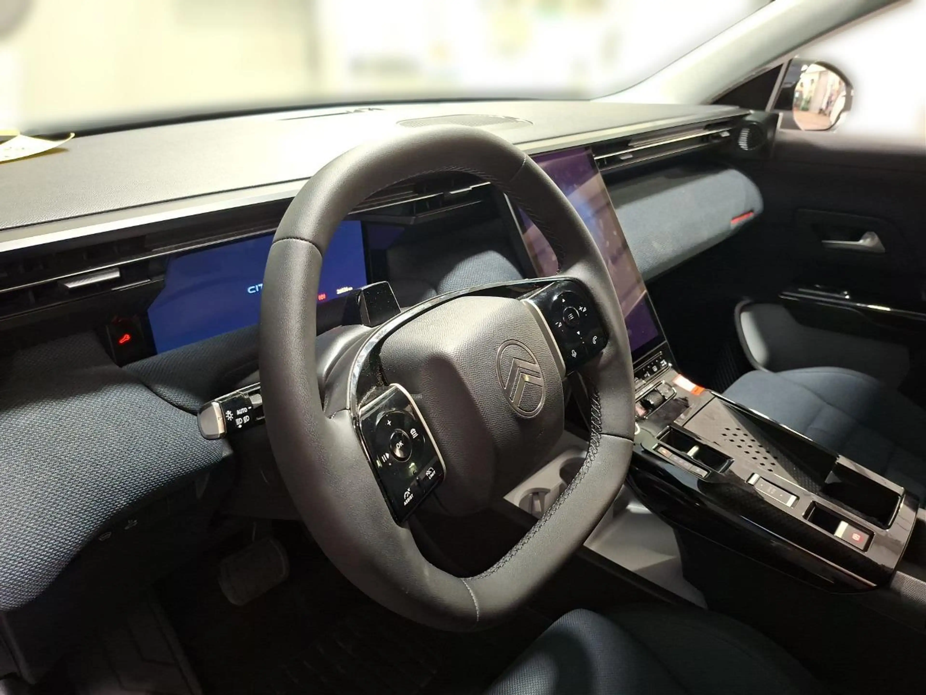 Citroen C5 Aircross 145 EAT6 *MAtrix*Automatik*ACC*SHZ* — photo 3