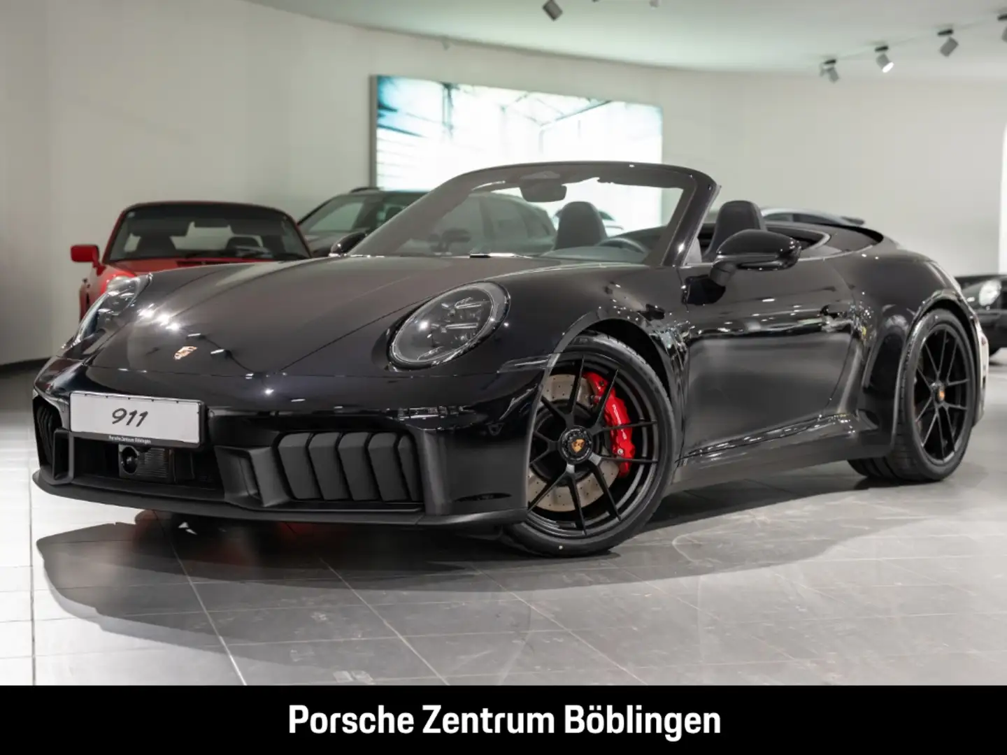 Porsche 992 911 Carrera 4 GTS Cabriolet Lederpaket 930 Clubled Schwarz - 1