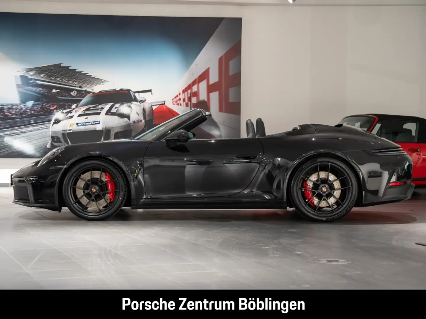 Porsche 992 911 Carrera 4 GTS Cabriolet Lederpaket 930 Clubled Schwarz - 2