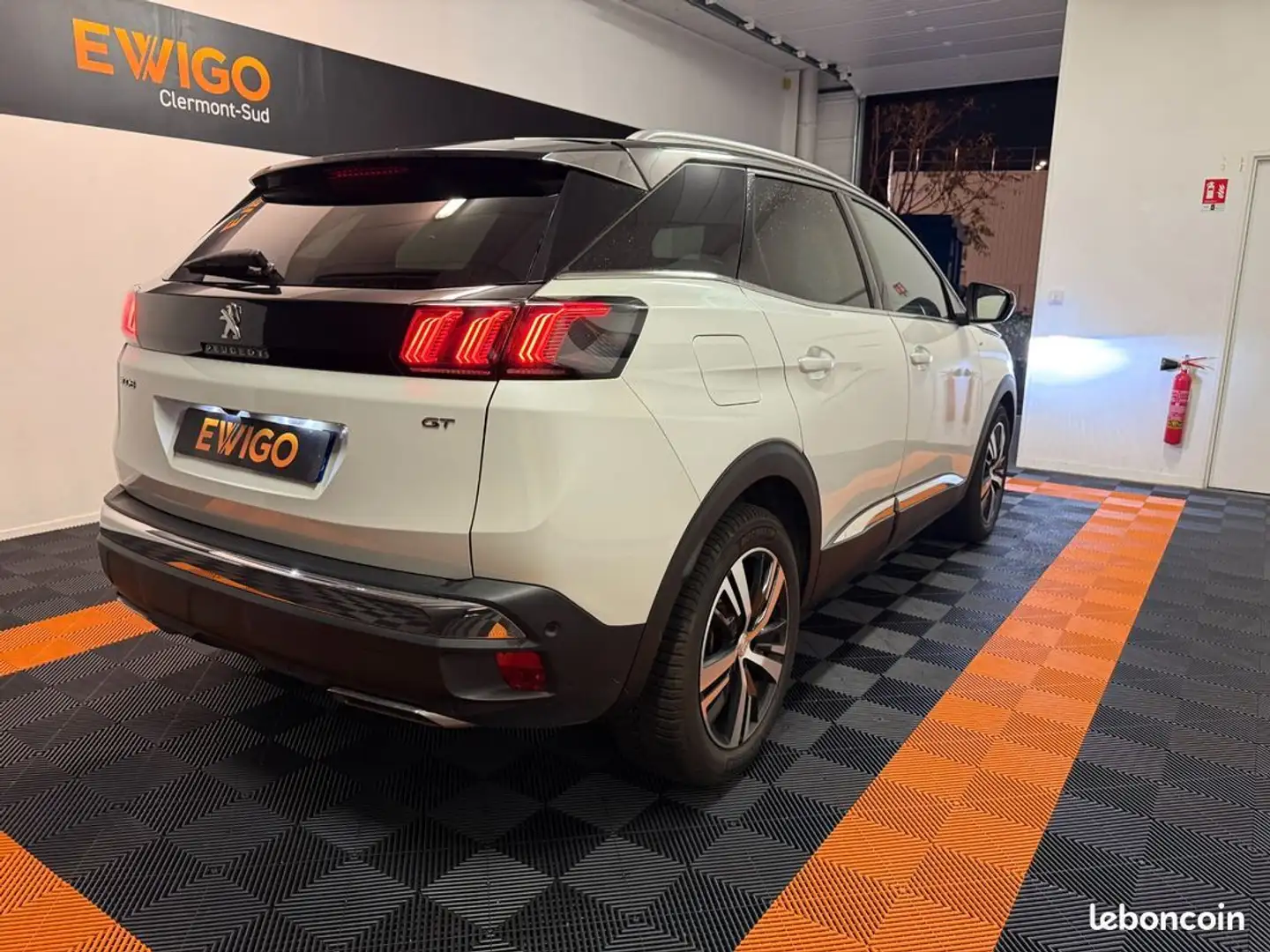 Peugeot 3008 generation-ii 1.5 bluehdi 130ch gt eat bva start-stop Weiß - 2