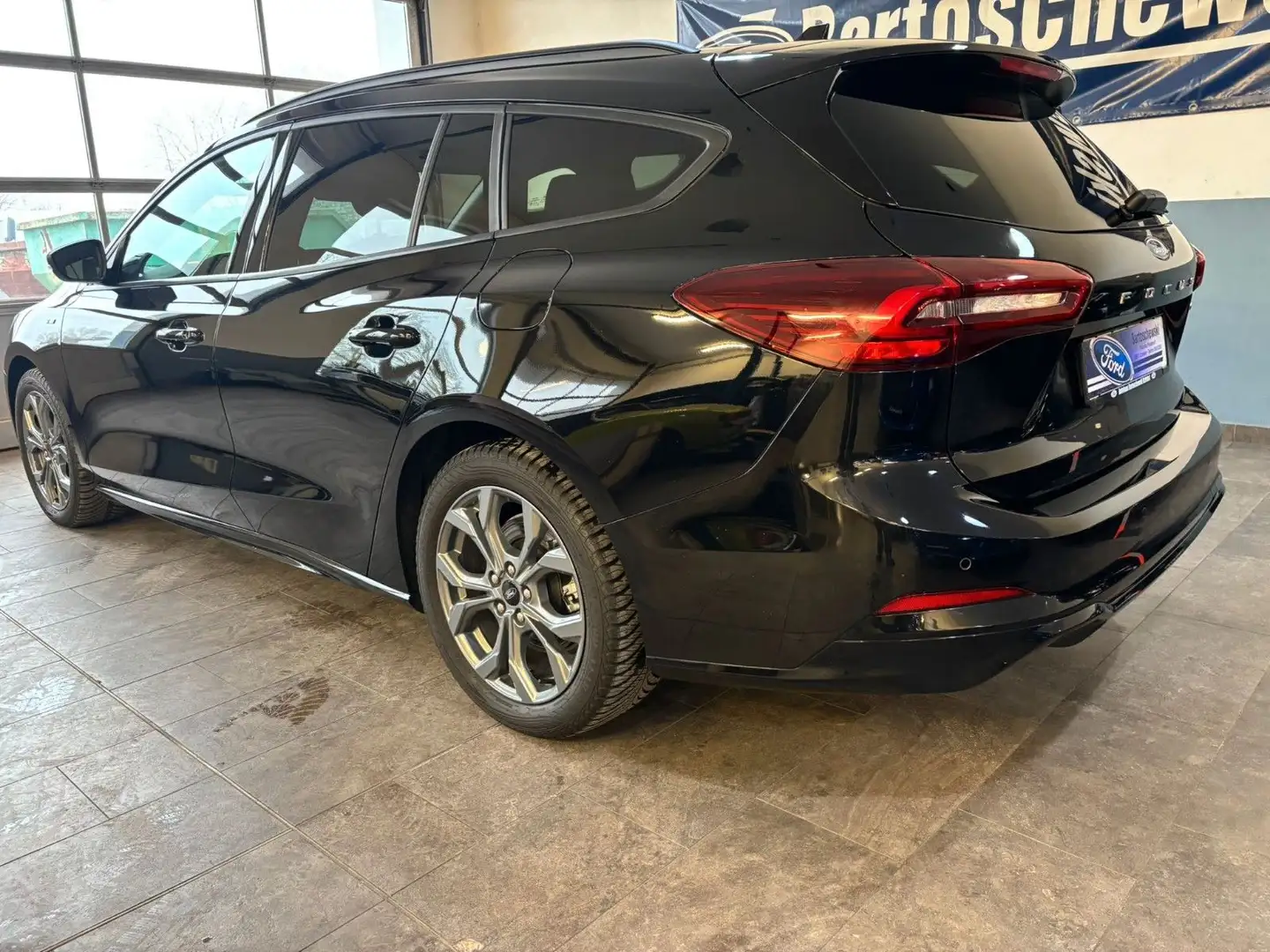 Ford Focus Turnier ST-Line Noir - 2