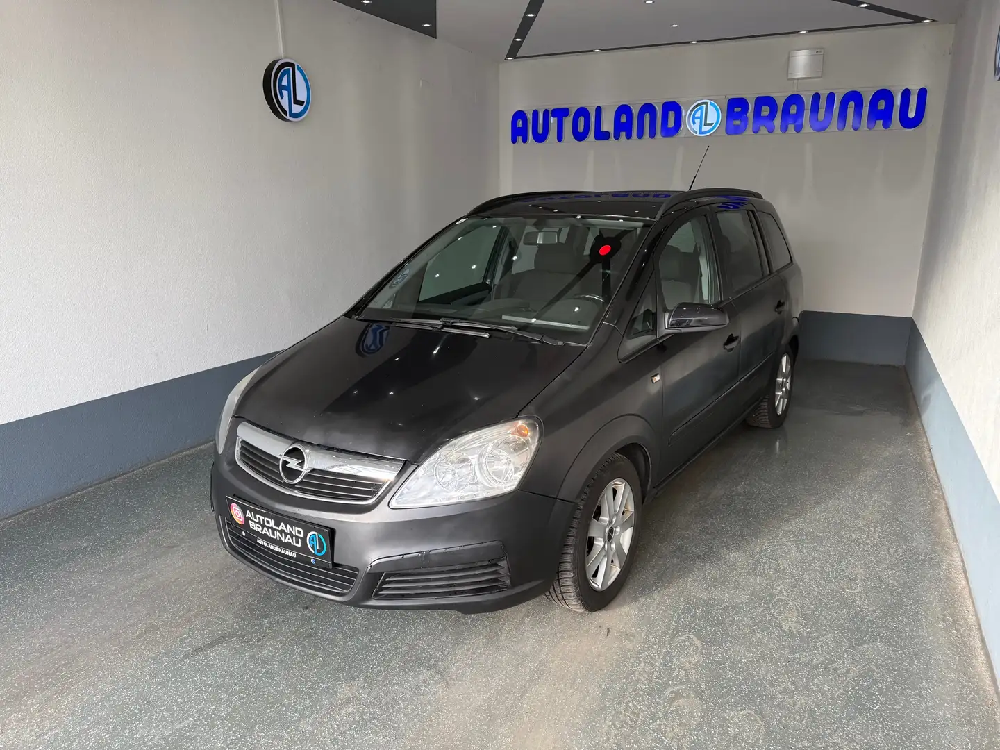 Opel Zafira Zafira 1.9 CDTI Cosmo Schwarz - 2