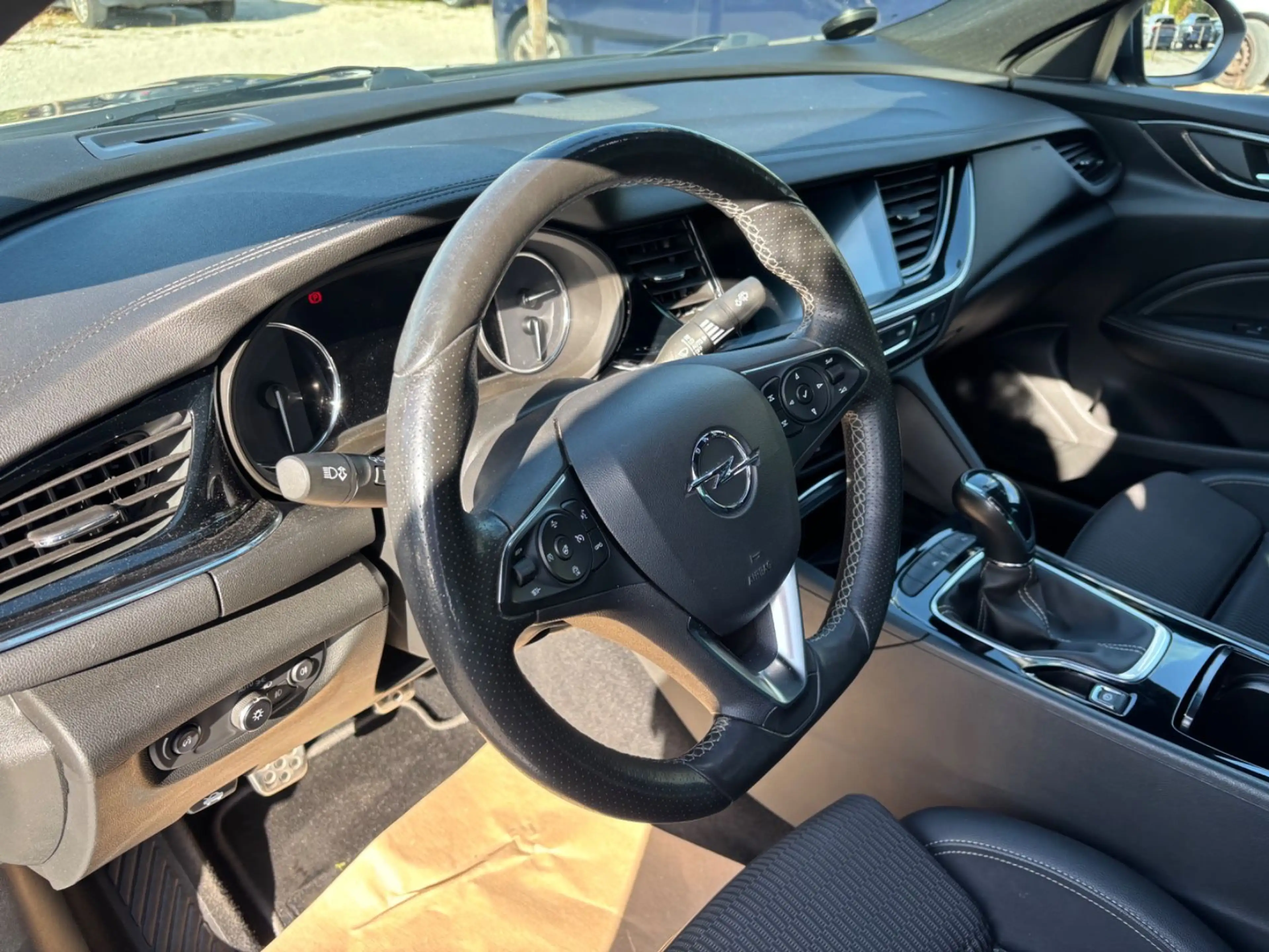 Opel Insignia B Grand Sport Innovation, Navi, Kamera — photo 6