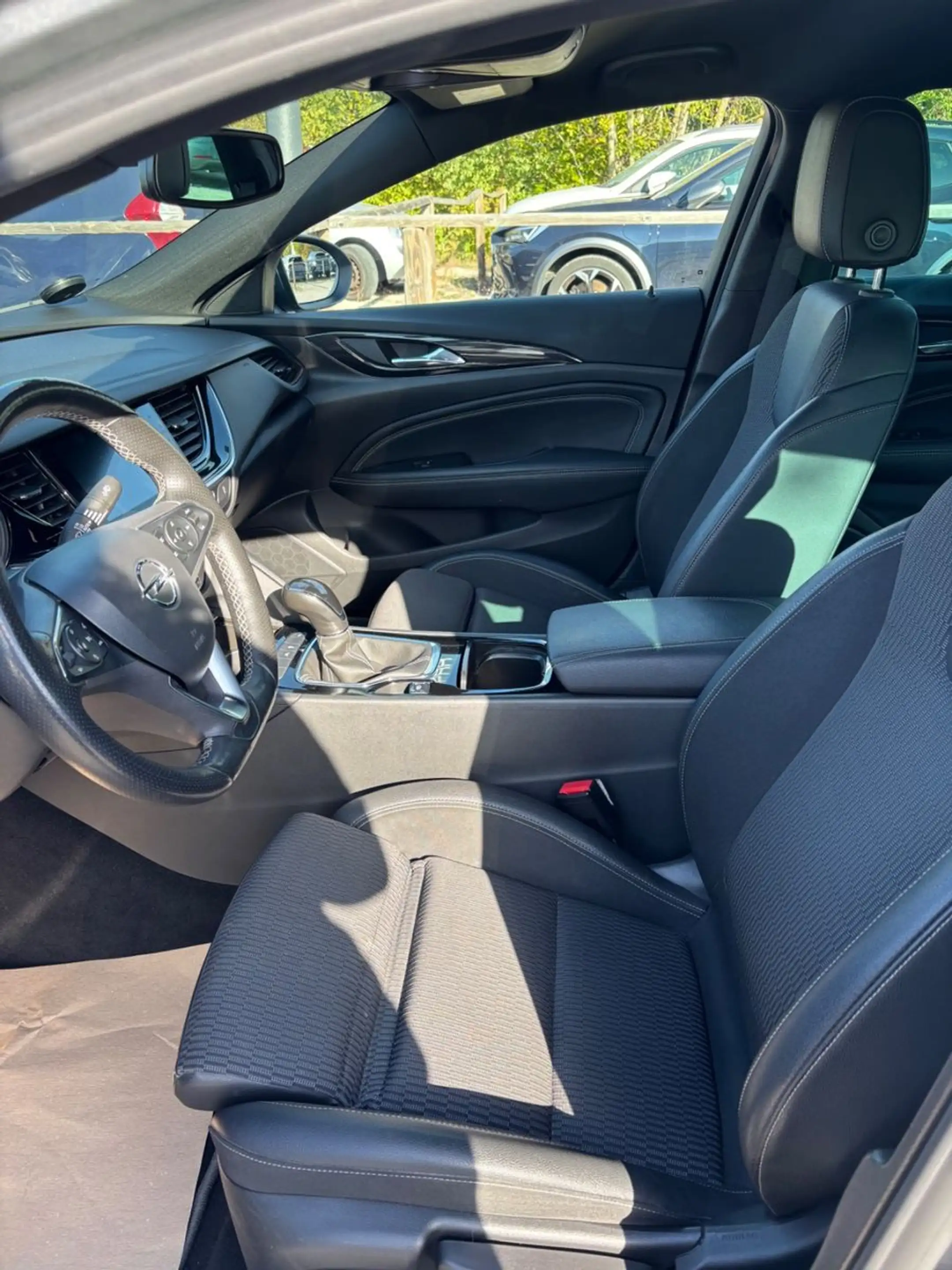 Opel Insignia B Grand Sport Innovation, Navi, Kamera — photo 5