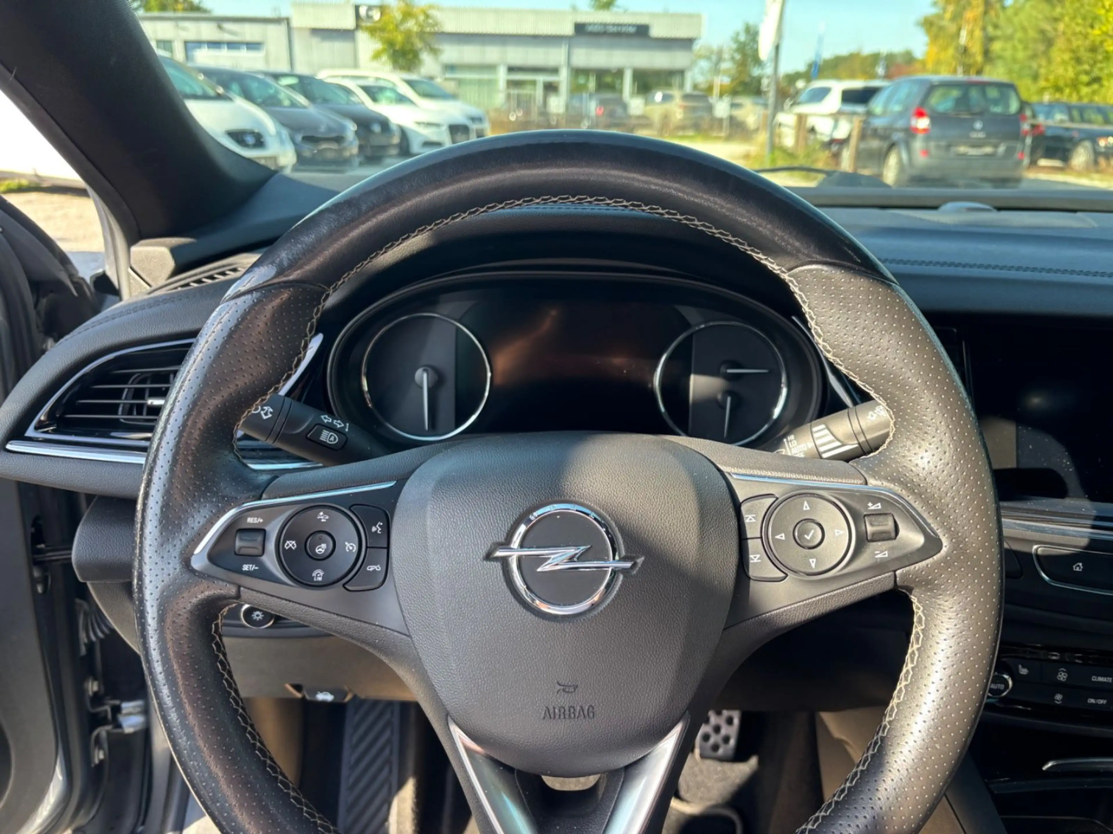 Opel Insignia B Grand Sport Innovation, Navi, Kamera — photo 9