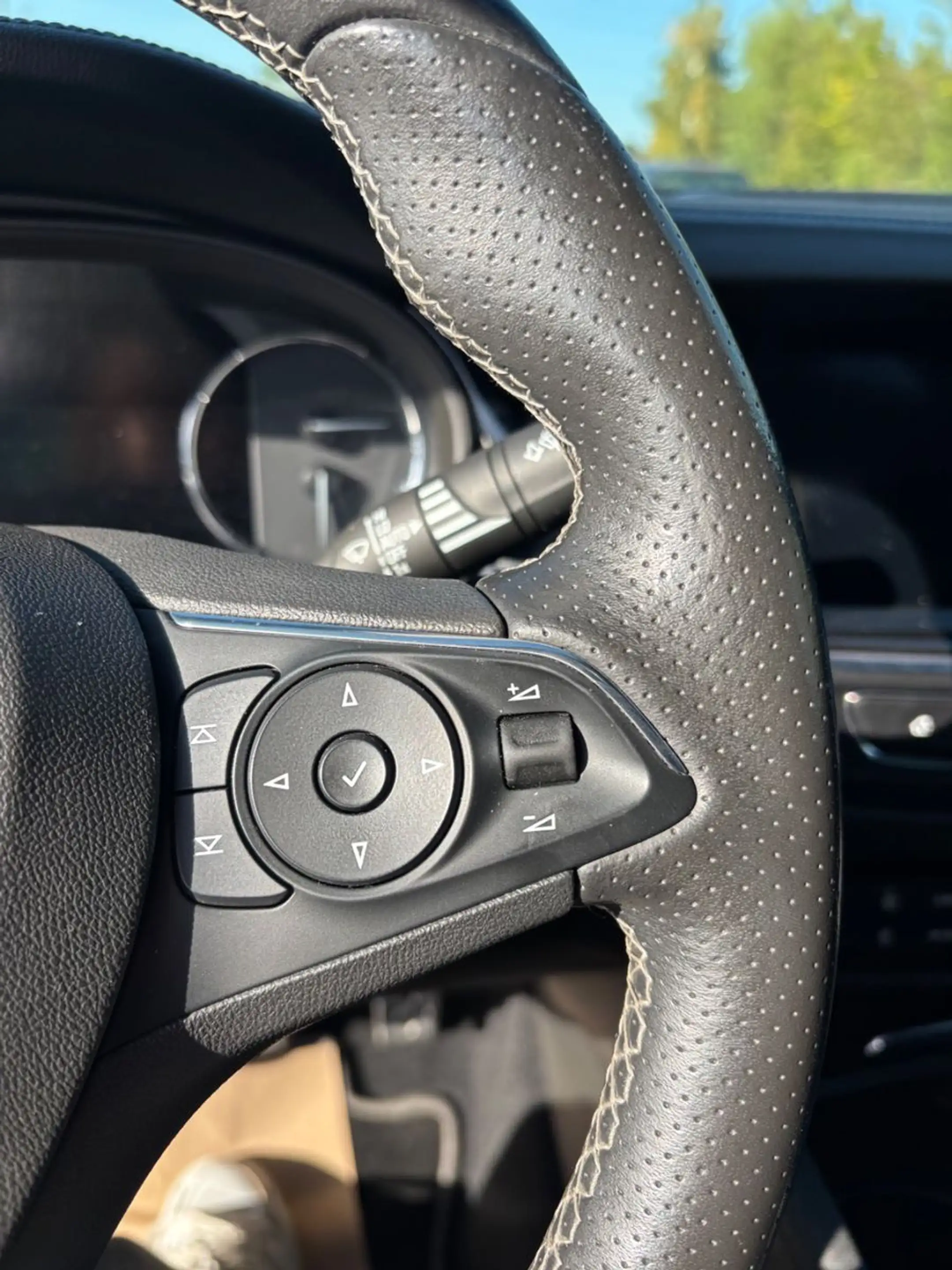 Opel Insignia B Grand Sport Innovation, Navi, Kamera — photo 20
