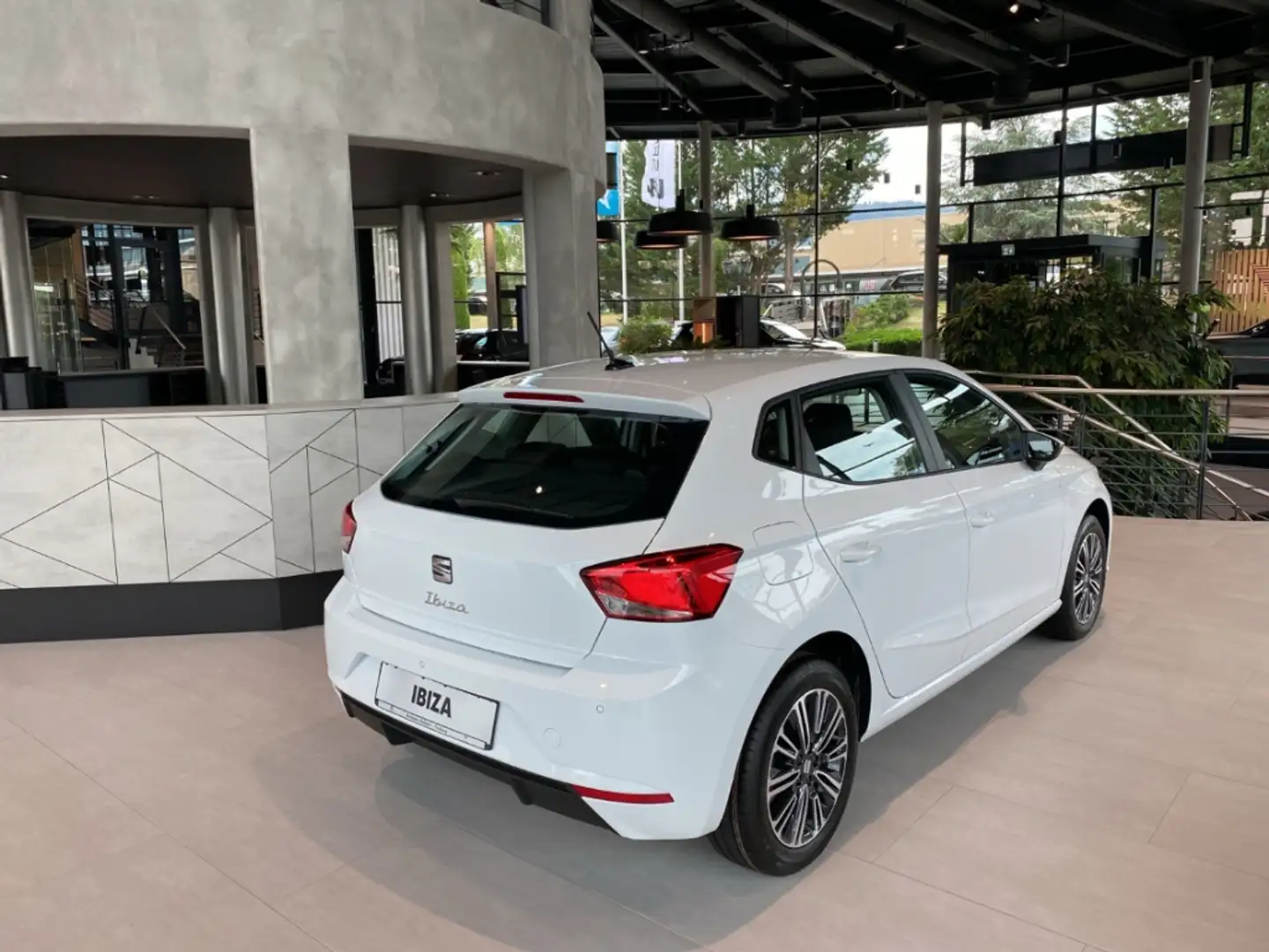 SEAT Ibiza Style 1.0 TSI Digitales Cockpit LED Apple CarPlay Weiß - 2